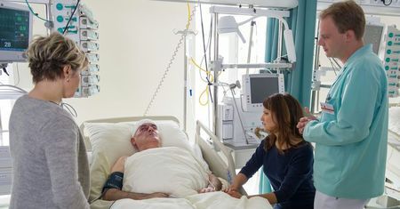 "Na Wspólnej": koszmar Romana trwa! Hoffer cierpi na amnezję