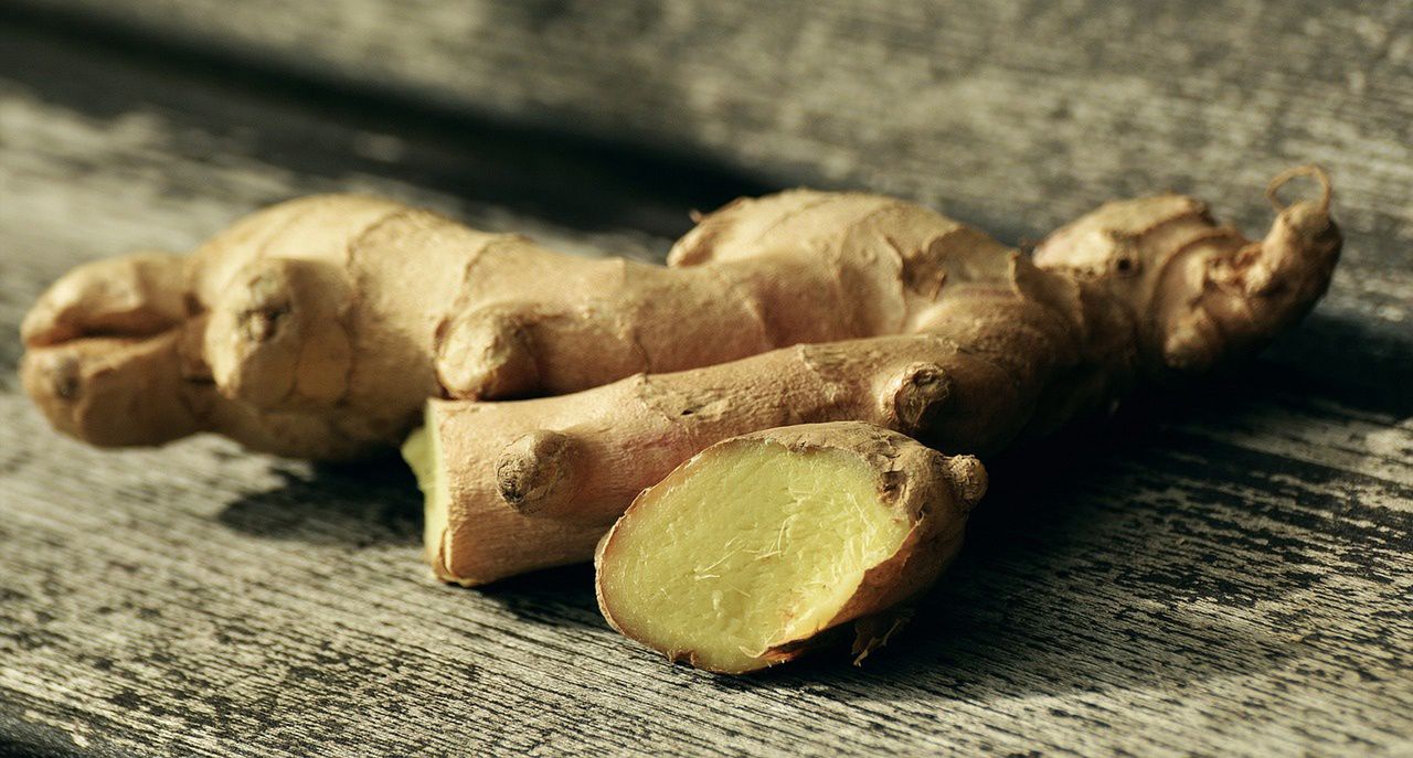 Add a piece of ginger to the Sunday broth.