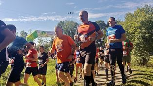 Dąbrowa Górnicza: XIV Cross Czwórki. Wyśmienita pogoda, imponująca frekwencja i emocje do ostatnich metrów