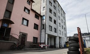 "Czuje się bezkarny". Postawił samowolę, zarabia krocie na czynszach