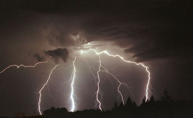 Burze nad Polską. Tragiczny bilans nocnych nawałnic