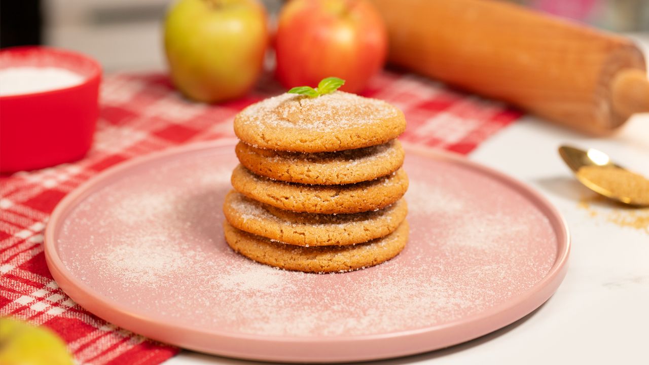 Cheesecake surprise: Delightful biscuits with a cider twist