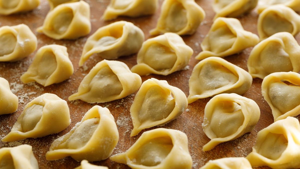 Przepis na uszka z białej kiełbasy i żurek z uszkami