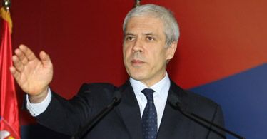 Prezydent Serbii rezygnuje. Ale chce wrócić