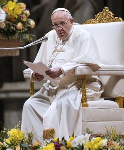 Papież uderza teraz w media? "Brud, skandale"