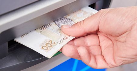 Oszukiwał przez internet. Kilkadziesiąt osób straciło pieniądze