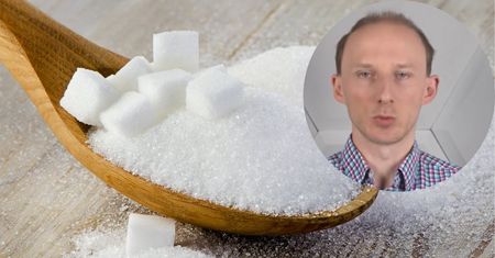 Najlepszy dodatek do kawy według dietetyka. Wsyp zamiast cukru, a jelita ci podziękują