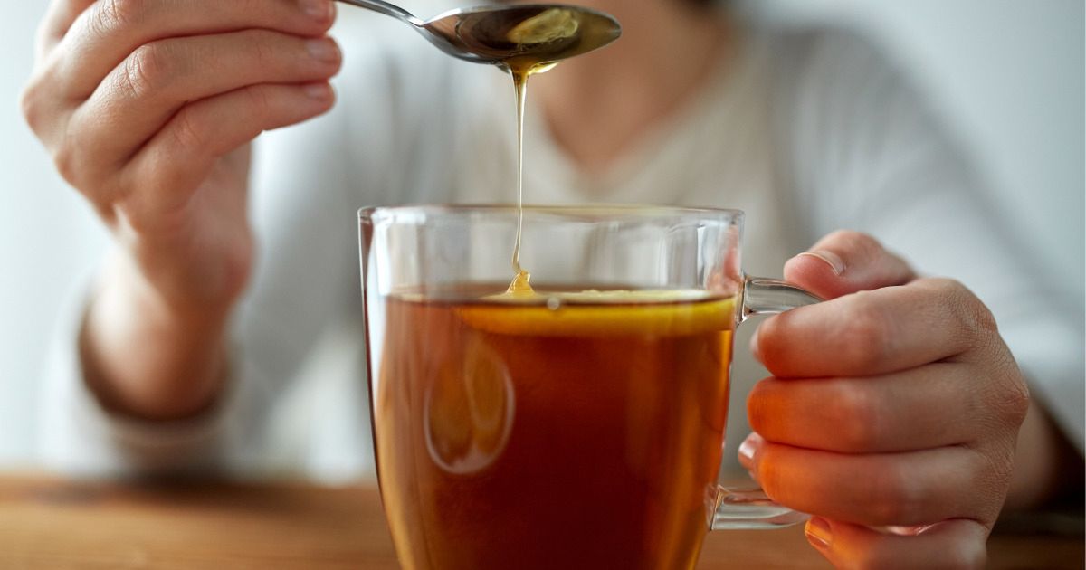 Herbata z miodem - Pyszności; foto: Canva