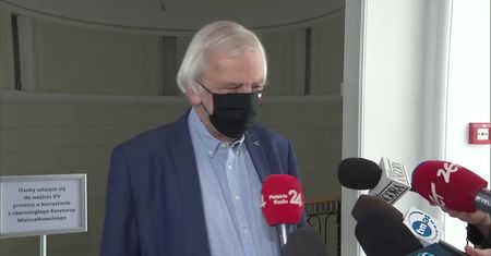 Używa metafor czy biega jak kurczak bez głowy? Komentarze po wywiadzie premiera dla “Financial Times”