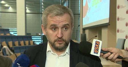 Szpital Uniwersytecki w Krakowie wstrzymał planowe przyjęcia.