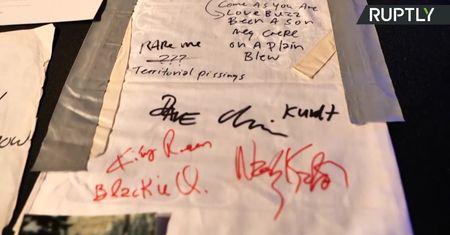 Lista setów Nirvany napisana przez Cobaina wystawiona na aukcję wraz z legendarnymi pamiątkami rockowymi.