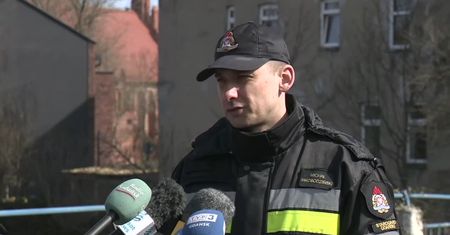 Tragiczny pożar kamienicy w Starogardzie Gdańskim. Nie żyje troje małych dzieci