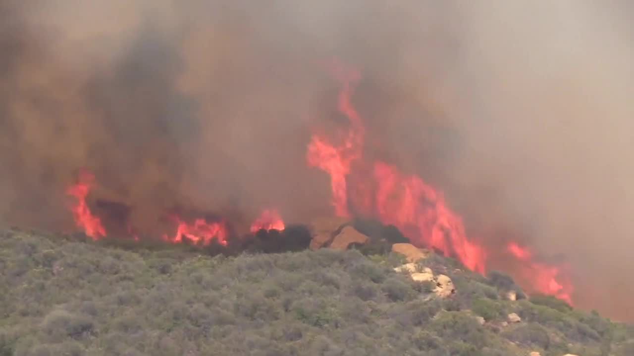 Pożar lasu w pobliżu Los Angeles.