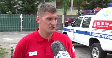 Jak sobie radzić z upałami nad morzem? Radzi ratownik WOPR