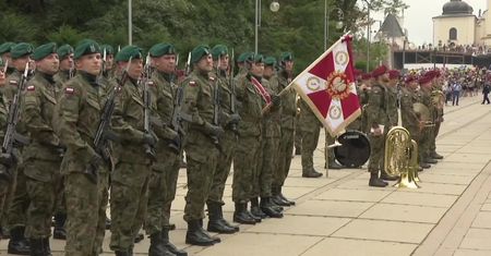 Ponad trzystu żołnierzy wzięło udział w wojskowej pielgrzymce na Jasną Górę. Modlili się m. in. o pokój w Ukrainie