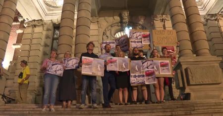 “Truciciele, kłamcy!” – spotkaniu ministrów Polski i Niemiec towarzyszył protest z udziałem polityków opozycji