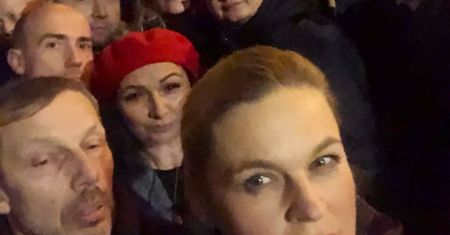 Joanna Lichocka uderza w posłów PO. Podpisali się na liście obecności i poszli na protest