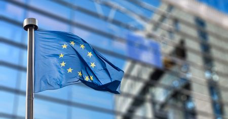 527 mln zł dla przedsiębiorców. KE zatwierdziła polski program