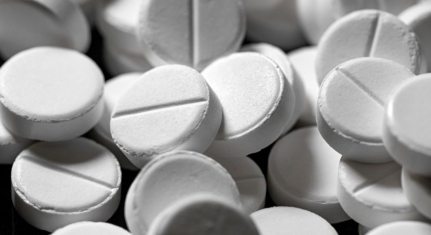 Aspiryna to tani lek, który może chronić przed ponownym zawałem serca