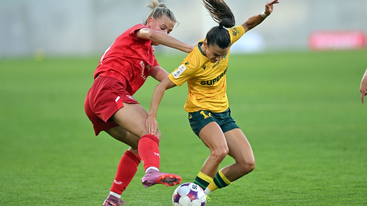 PAP / Art Service / Na zdjęciu: Eva Rude Elberink i Patricia Hmirova