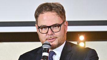 Polski książę-milioner z OFICJALNYMI PRZEPROSINAMI z zagranicy. Zatriumfował na 11 listopada