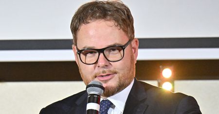 Polski książę-milioner z OFICJALNYMI PRZEPROSINAMI z zagranicy. Zatriumfował na 11 listopada
