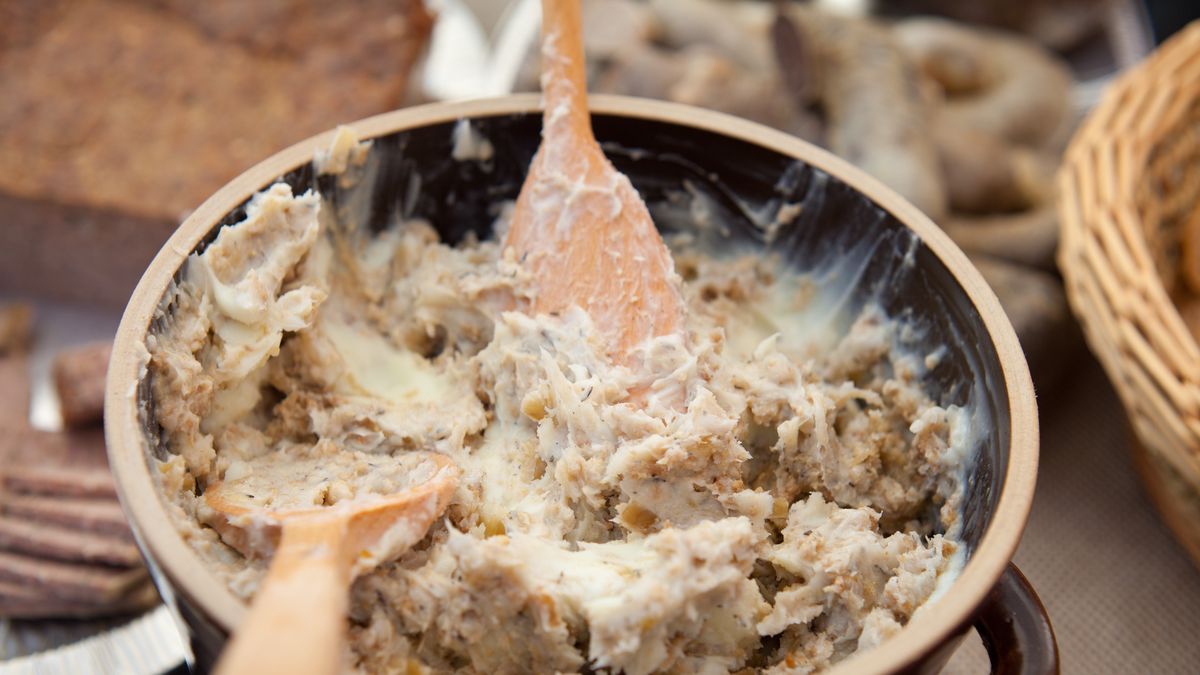 Dlaczego jabłko w smalcu to nie kulinarna fanaberia, tylko spryt