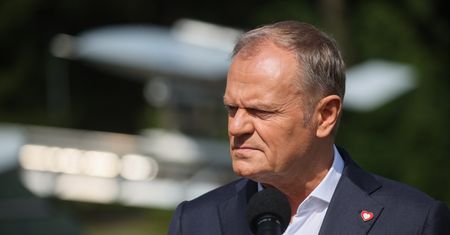 Tusk powinien odejść? Polacy podzieleni [SONDAŻ]