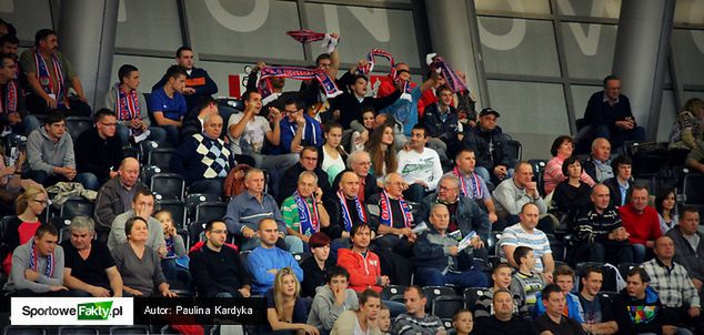 Frekwencja w Arenie Legionowa rośnie z meczu na mecz