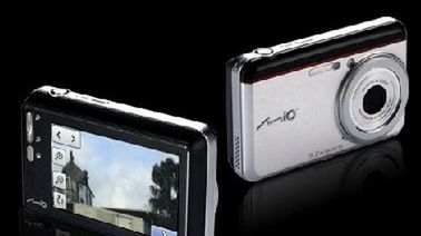 Kolejny aparat kompaktowy z GPS prosto z Tajwanu 1