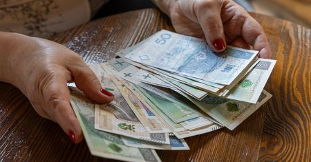 Szczęśliwy piątek 13-tego dla emerytów. ZUS szykuje przelewy