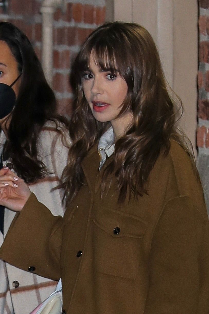 Lily Collins 