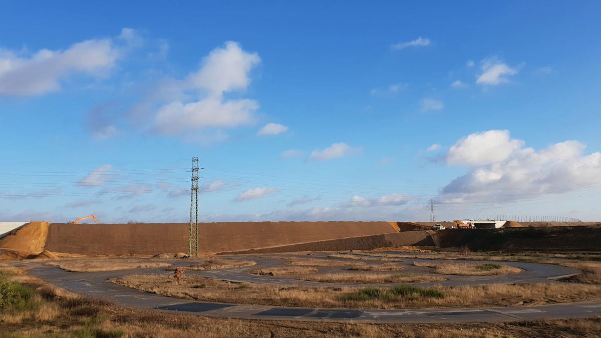 zaniedbany tor w podczęstochowskim Wyrazowie