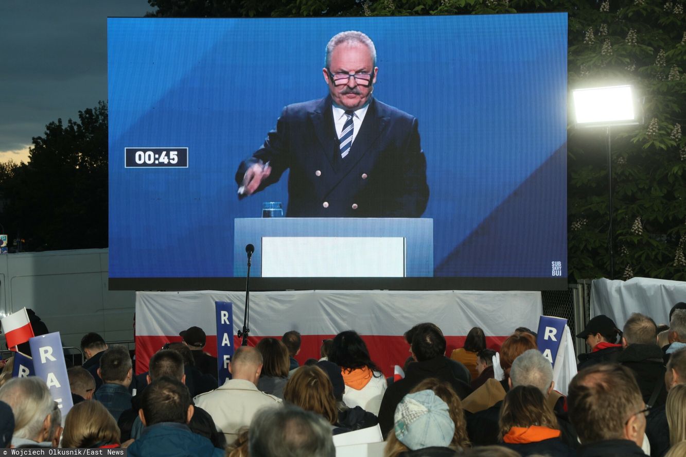 Jakubiak skarcił prowadzących. "Proszę mi nie zwracać uwagi"