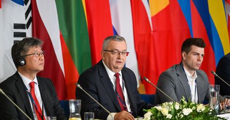 Odbudowa Ukrainy. Adamczyk: państwa europejskie, azjatyckie i USA są gotowe