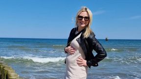 Polska gwiazda chwali się ciążowym brzuszkiem. Posypały się komentarze
