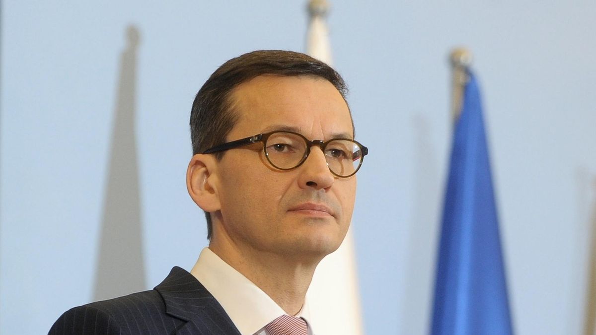 Mateusz Morawiecki osobiście nadzoruje resort cyfryzacji