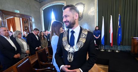 Afera w Lewicy. Działano za plecami władz partii