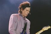 Keith Richards dołączył do piszących gwiazd