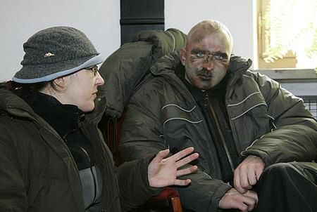 Borys Szyc na planie serialu Agnieszki Holland