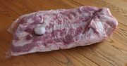 Surowa polędwica wieprzowa bez kości (samo mięso)