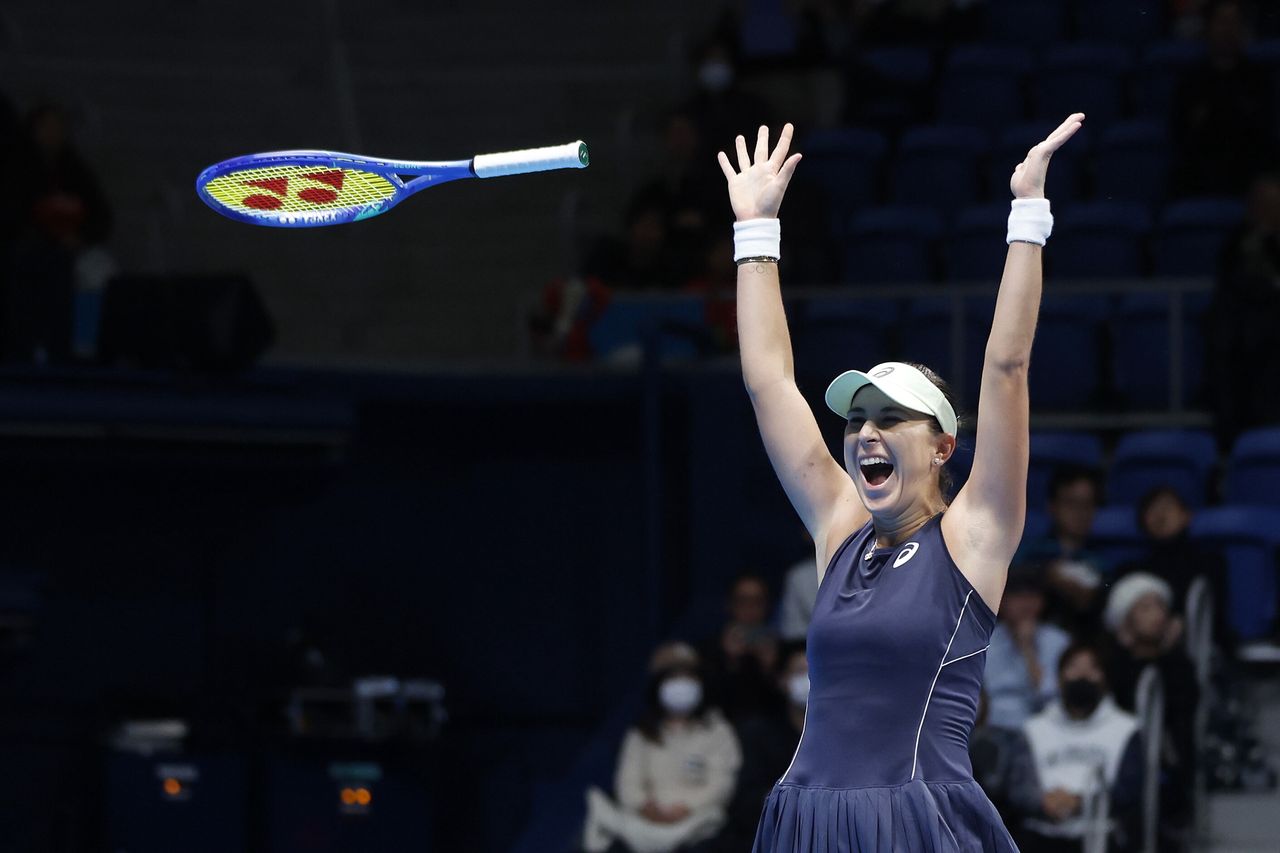 Dekadę temu przegrała tam z Radwańską. Dziś Bencic wygrywa w Tokio