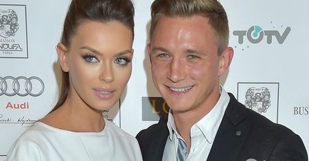 Edyta Zając przyćmiła gości pokazu Maison Anoufa. Modelka odsłoniła fantastyczne nogi