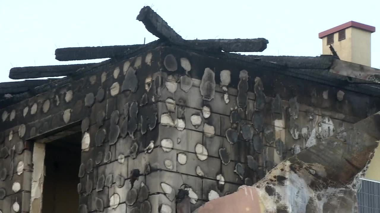 Pożar budynku w miejscowości Drzykozy w Łódzkiem. Mieszkają w nim uchodźcy z Ukrainy