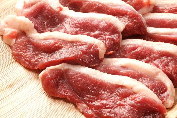 Mięso z kaczki zawiera sporo tłuszczu
