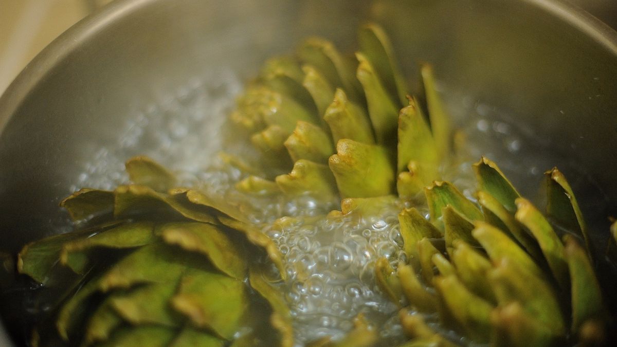 Gotowane mrożone karczochy bez dodatku soli, odsączone