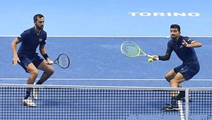 Walka w ATP Finals. Trudno o bardziej zacięty mecz