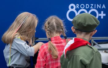 200 tys. zł zamiast 800 plus? Ministra odpowiada