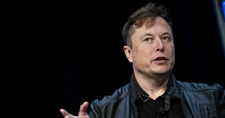 Elon Musk radzi Europie. Mówi o energii jądrowej