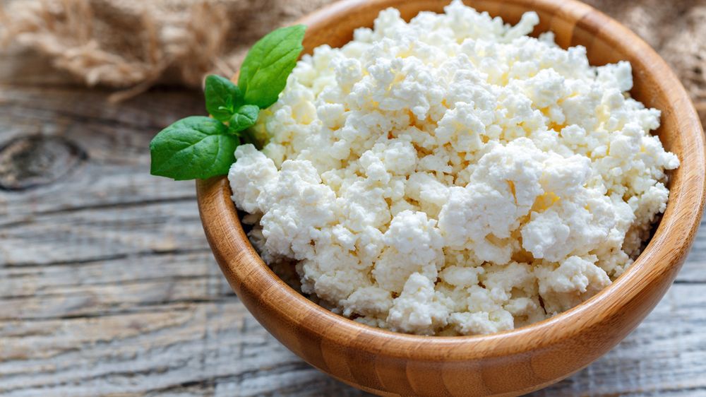 Serek wiejski z dodatkiem śmietany